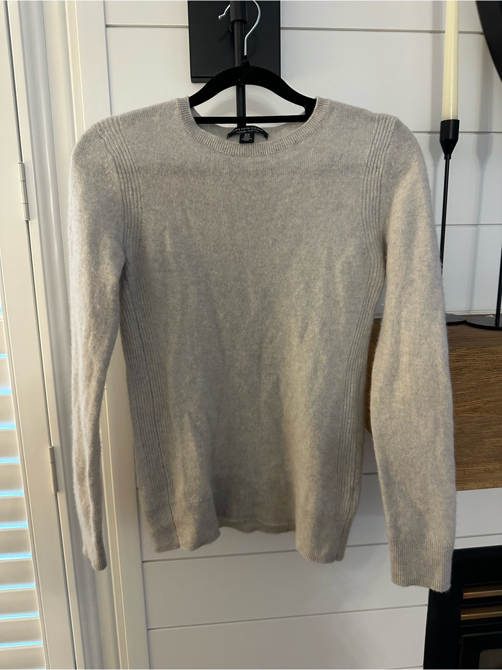Saks Fifth Avenue 100% Cashmere Light Gray Women's Crewneck Sweater
